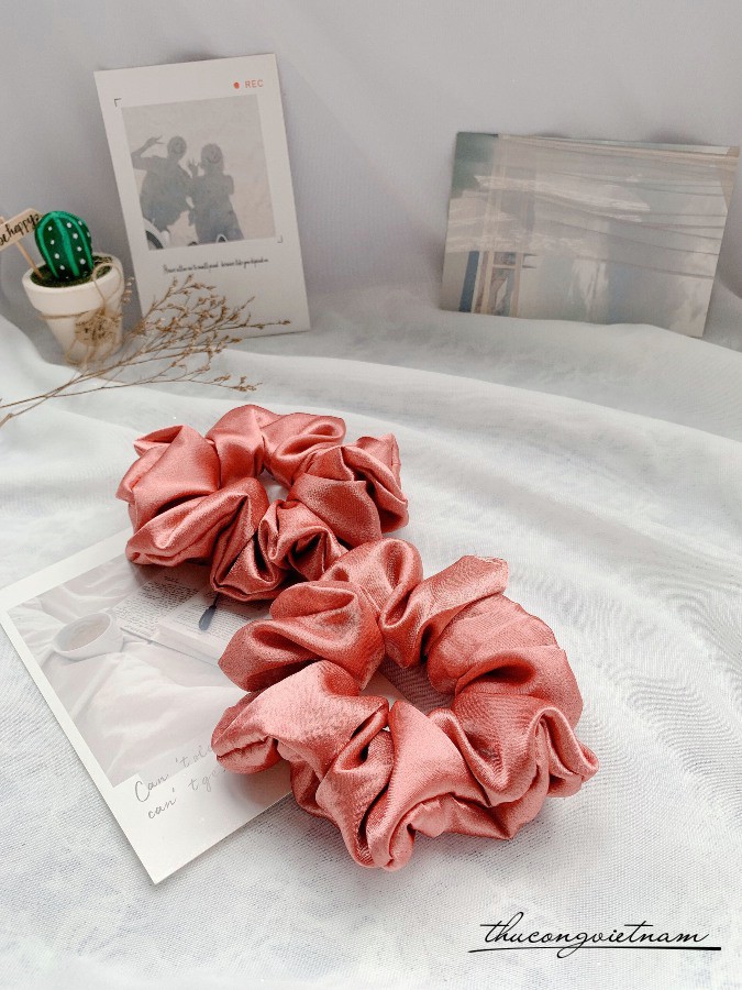 cột tóc Scrunchies màu trơn- m8